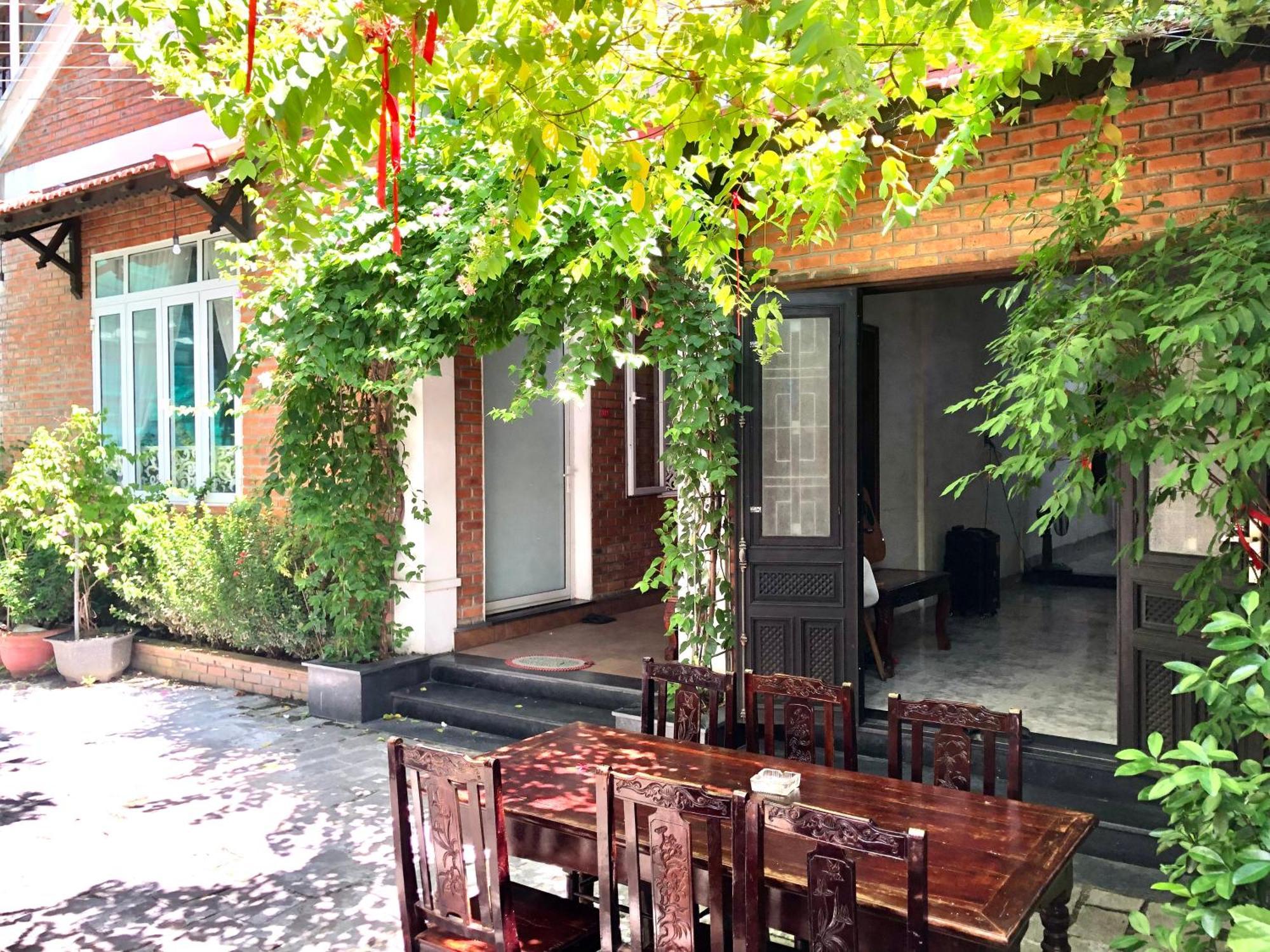 Q'Tropical Garden Homestay Hue Exterior photo