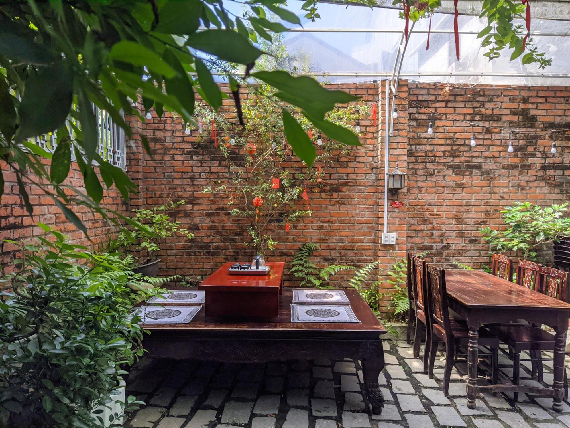 Q'Tropical Garden Homestay Hue Exterior photo