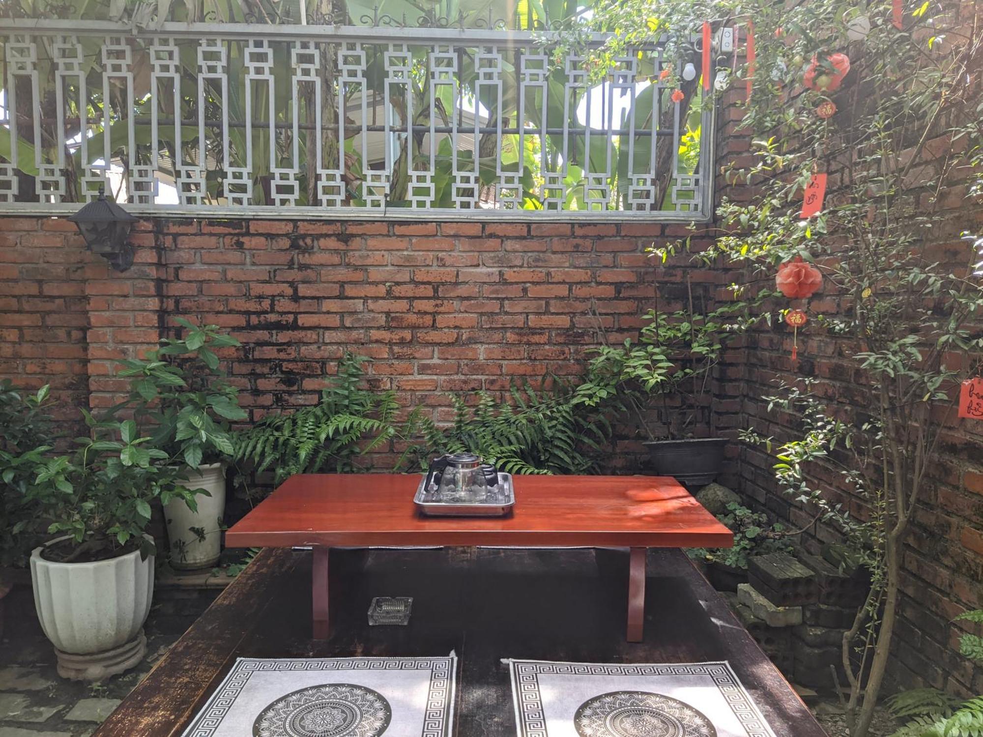Q'Tropical Garden Homestay Hue Exterior photo